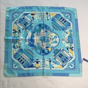 Tsinghua University silk scarf